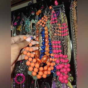 Women’s Accessory Jewelry